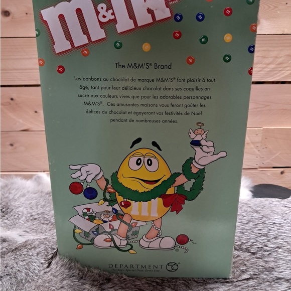 Department 56 M&M's Christmas Bakery Decor candy dish & light up house decor - Picture 5 of 6